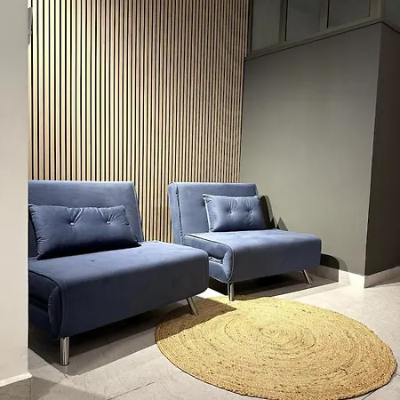 Cozy Chic - 1 Bedroom Apartment